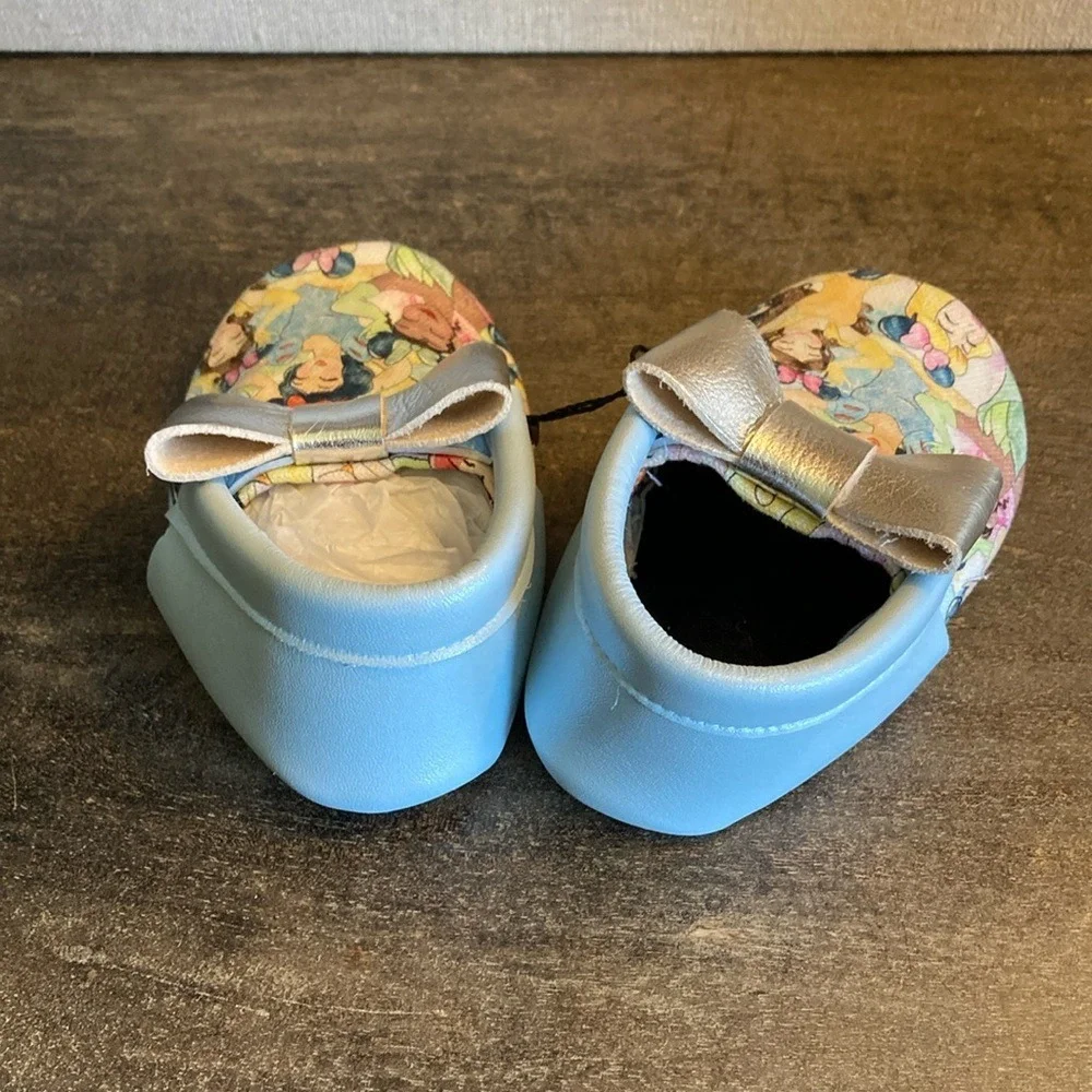 Texas Moccs‎ Girls Princess Slip on Moccasins Blue Silver Bows Size 5 New